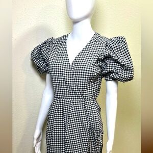 Topshop Black and White Checkered Puff Sleeve Dress